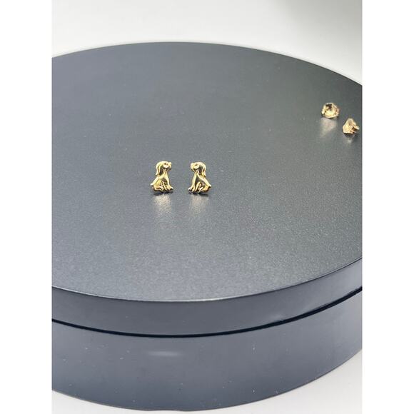 14k Yellow Gold High Shine Sitting Animal Dog Puppy Pup Stud Earrings - Picture 9 of 9
